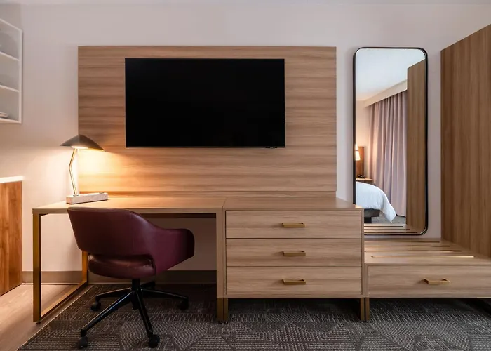 Hotel Staybridge Chicago O'hare - By Ihg