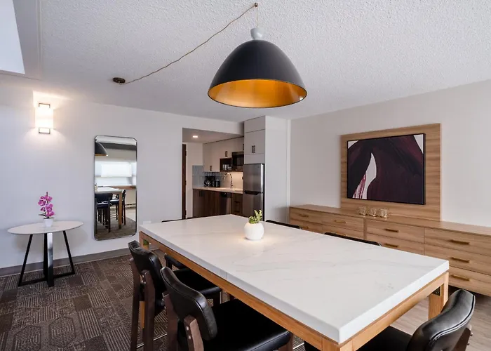Staybridge Chicago O'hare - By Ihg