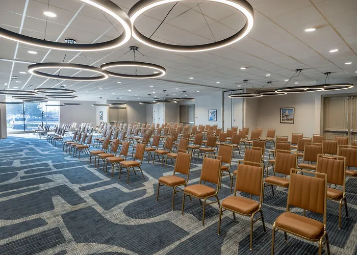 Staybridge Chicago O'hare - By Ihg Hotel 3*
