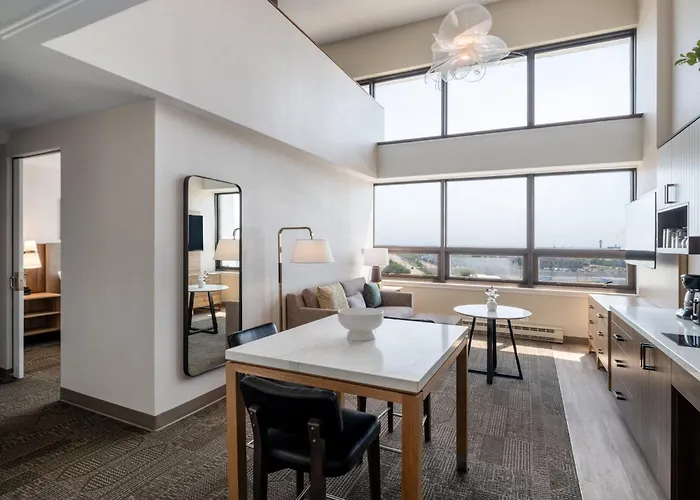 Staybridge Chicago O'hare - By Ihg Hotel Rosemont